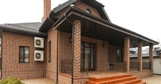 Строительство домов из кирпича с мансардой в Каменске-Уральском | от 3587 рублей